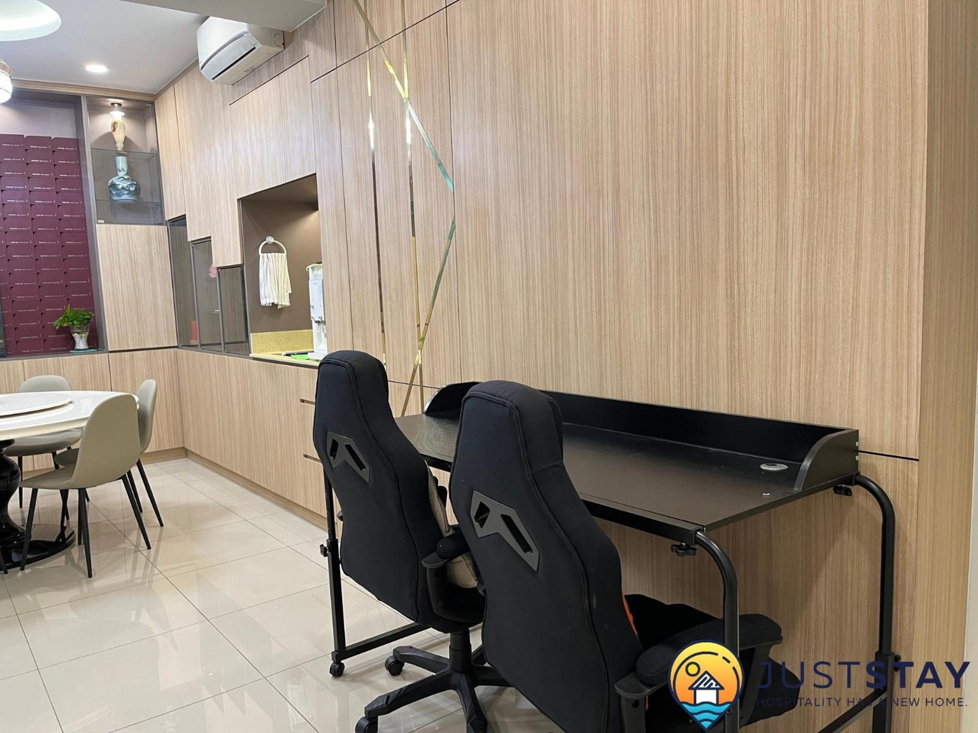 Apartment Desa Petaling By Just *